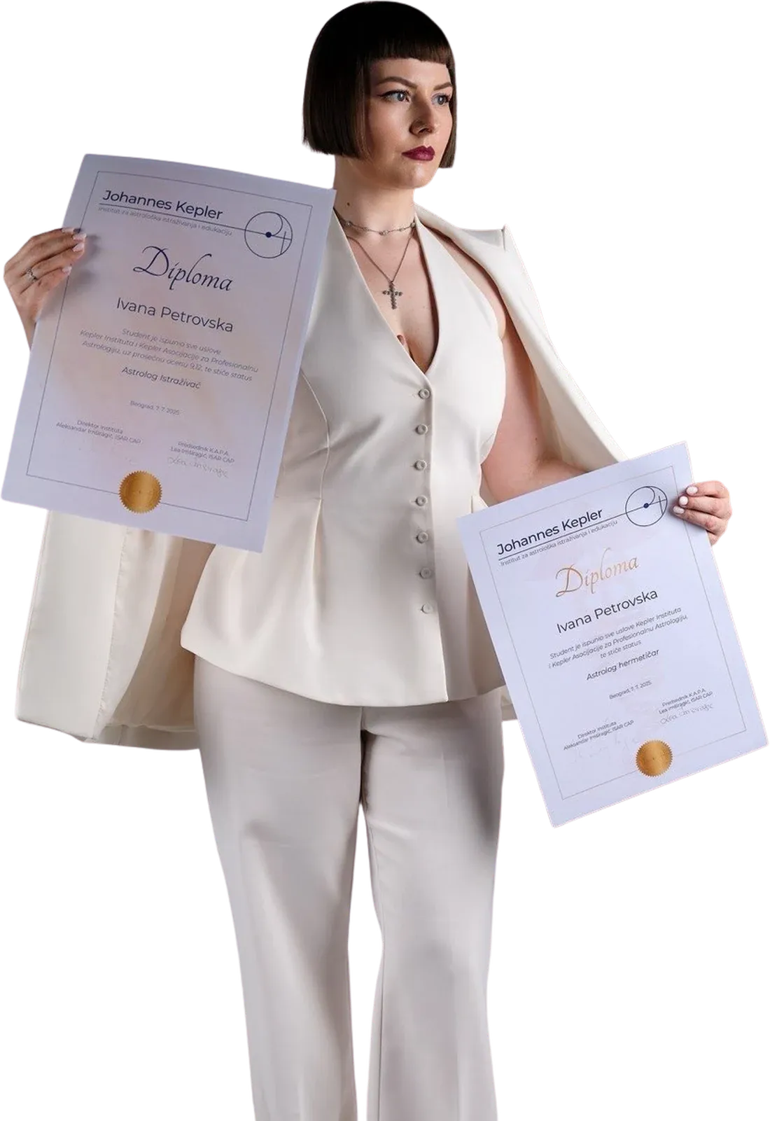 Ivana Petrovska sa diplomom astrološke škole
